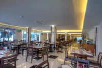 Ajman Beach Hotel - 3 Sao