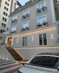 Hotel Queen Hotels in 