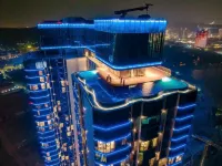 À la Carte Ha Long Bay Residence Hotel a 