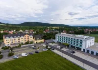 Rebhan's Business Und Wellness Hotel - 停車場