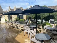 Priory Tearooms Burford with Rooms Hotel a Shipton under Wychwood
