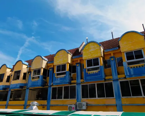 水瓶座桑拿旅館-限男同志 芭東天堂鳥區（Paradise Complex Patong）附近的飯店