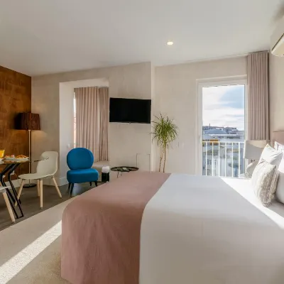 LX51 Studios & Suites by Apt Iin - Lisbon Center Отели рядом с достопримечательностью «Эстуфас»