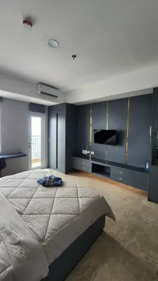 Apartemen Podomoro Deli Medan - Lexington Tower D Hotels near Tjong A Fie Mansion