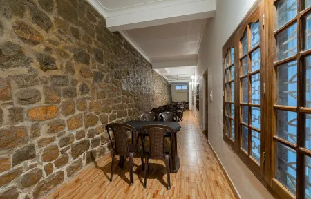 Misty Heights by the Sanihara Отели рядом с достопримечательностью «Kakkadampoyil.hills view vythiri»