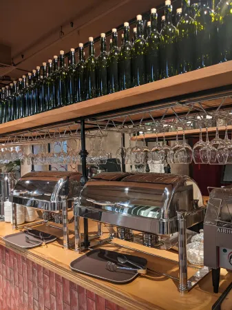 Amati Kazan (Амати) Отели рядом с достопримечательностью «Комитет Земельных и Имущественных Отношений»