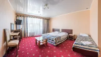 Red Hotel