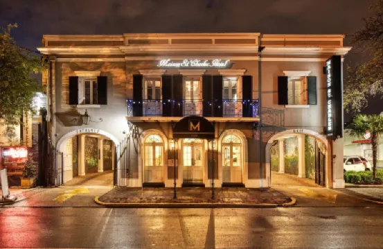 Maison Saint Charles ガーデン地区周辺のホテル