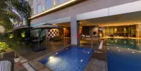 Novotel Chennai Sipcot - Pools