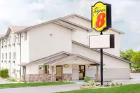 Super 8 by Wyndham Kent/Akron Area - 2-Star