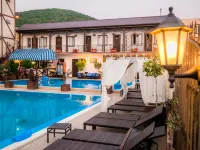 Bonzhur Hotels in Sukko