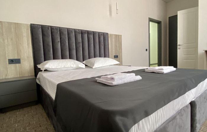 AMS Hotel