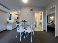 Strathern Motor Lodge Hotels near Papanui Road