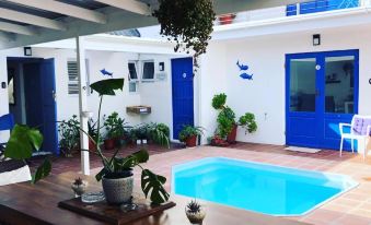 BlueSky Arniston Guest House - Housity