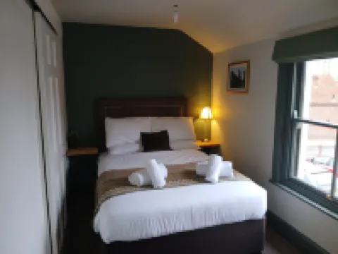 驚喜賓館 格拉斯頓伯里酒店