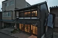 Kanazawa Guest House East Mountain - Pensions