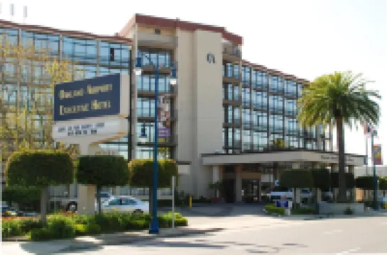 Oakland Airport Executive Hotel