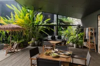 Imperial Boutique Accommodation - parking