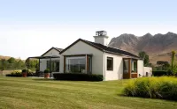 Craggy Range Luxury Vineyard Retreat Hotels in 