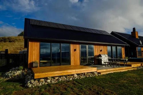 Fiordland Eco-Retreat - Bungalows