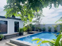 The Sanctuary Homestay - Pools