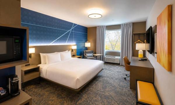 Comfort Inn & Suites