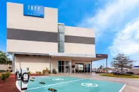 Tryp by Wyndham San Luis Potosi Hotel & Suites Hotels near Canchas Los Reyitos