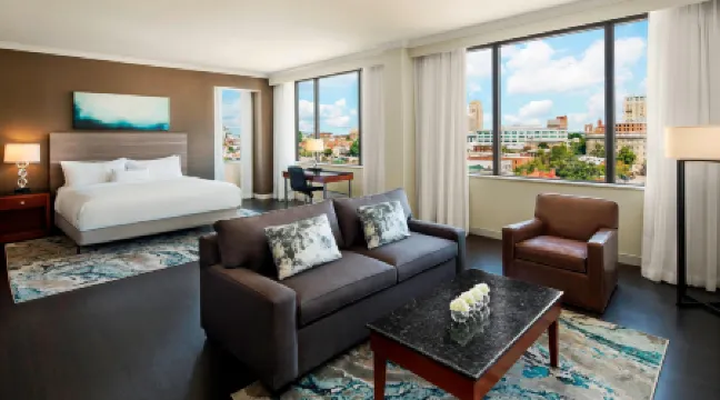 Delta Hotels Richmond Downtown