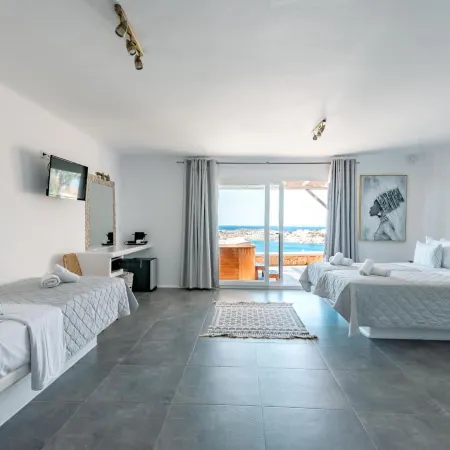 New Paradise Beach Resort Отели рядом с достопримечательностью «Ночной клуб Cavo Paradiso»