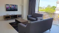 Tess - by the Sea, Batu Ferringhi Penang فنادق في باتو فيرينغي