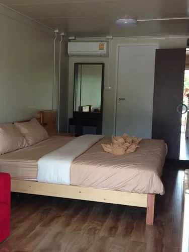 รูปภาพของเช็คอิน แอนด์ ชิลล์เอาท์ ท่าเรือแหลมศอก