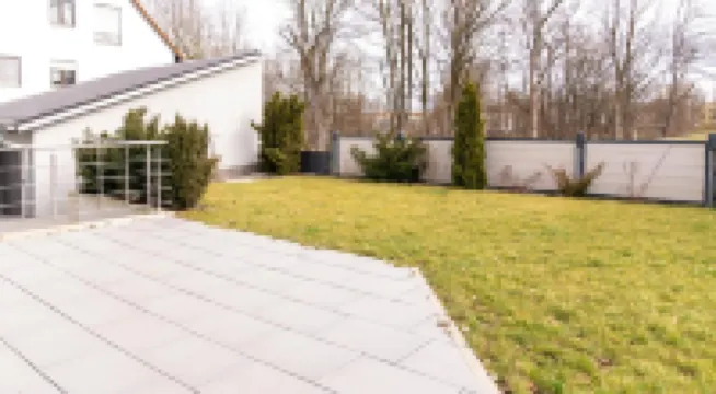 Henrys Sleeping am Augsburger Eiskanal