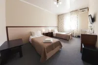 Hotel Complex 7 and I (2 Case) Buratino 주변 호텔