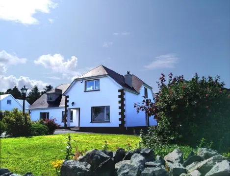 Madra Rua Organic Accommodation Hotels in County Donegal