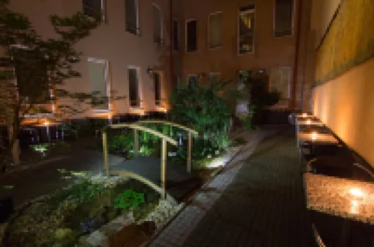 Six Inn Hotel Budapest Hotels in 