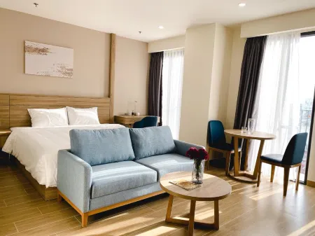 PH Hotel & Apartment Отели рядом с Аэропорт Катби