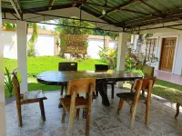 Baywalk Garden Pension House Hotel di Kota Masbate
