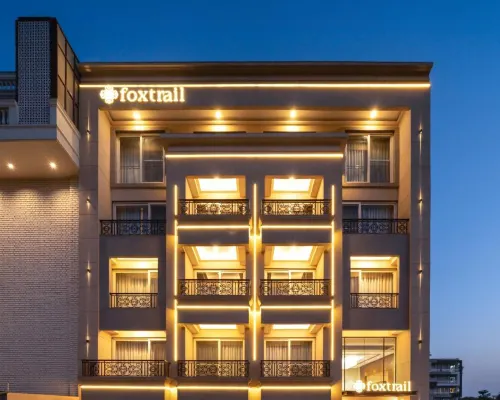 Foxtrail, Sector 42 - am Hotel Kollection Hotels near DLF Phase I