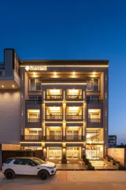 Foxtrail, Sector 42 - am Hotel Kollection