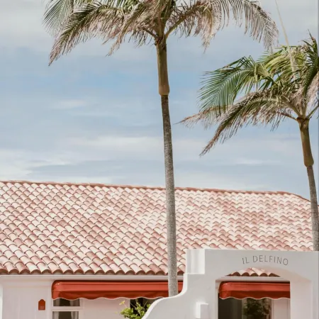 Il Delfino Seaside Inn