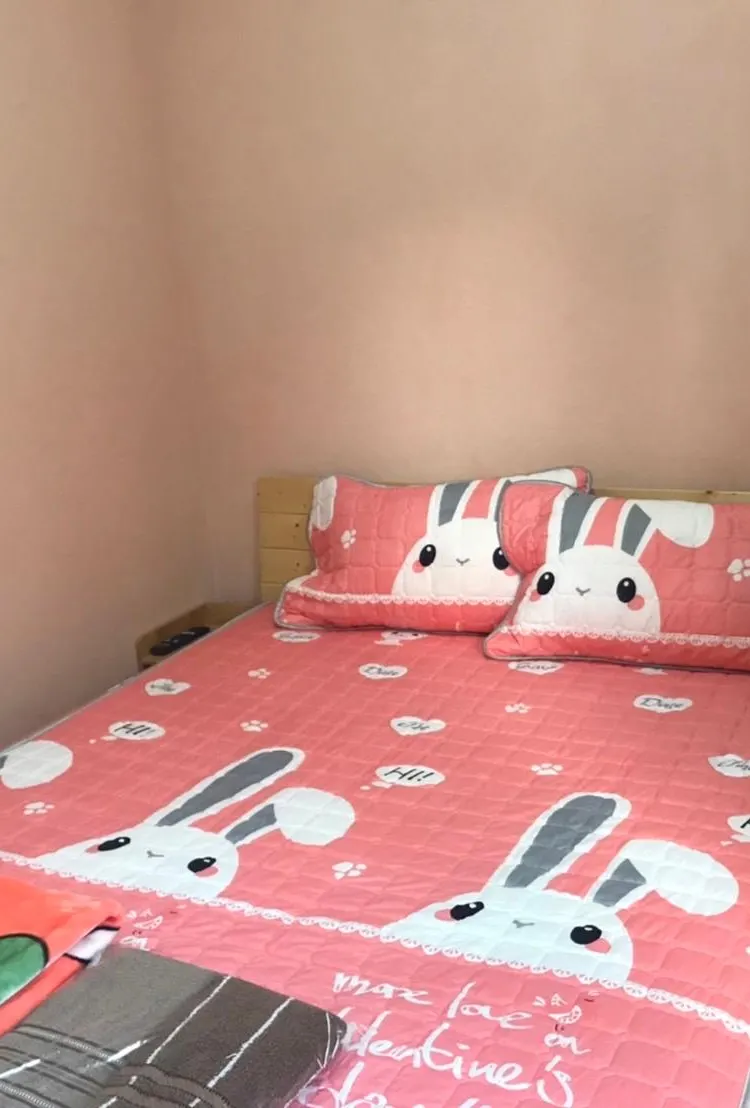 ห้องพร้อมเตียงขนาดใหญ่สำหรับ 2 คน(เตียงคิงไซส์)