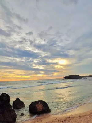 Sundak Beach House 3 Hotels in Tepus