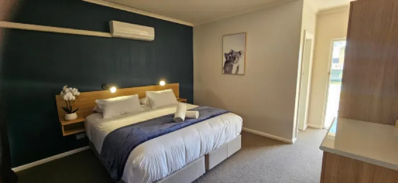 Billabong Motel