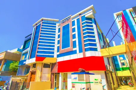 Hotel Panache 500 Mtrs from Shri Krishna Janma Bhumi Teample