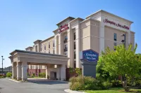 Hampton Inn & Suites Burlington Hôtels à : 