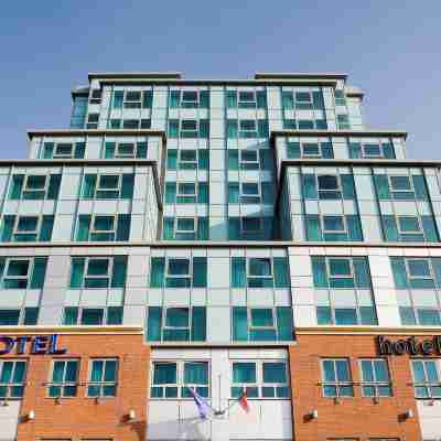 Novotel Reading Centre Hotel Exterior