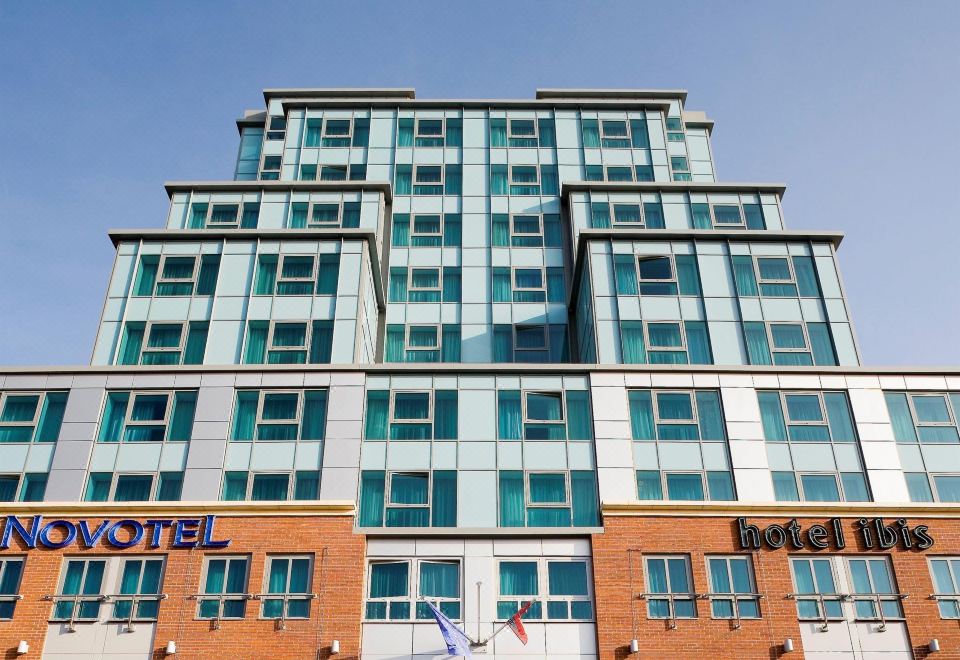 Novotel Reading Centre Hotel Over view