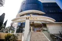 Mirror Residence Hotel 索契植物園附近的飯店