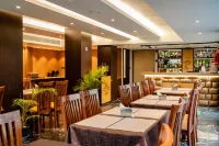 Divan Clarks Inn Goa