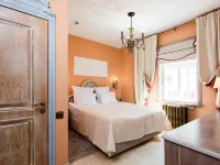 Villa Toscana Hotels in Kaliningrad